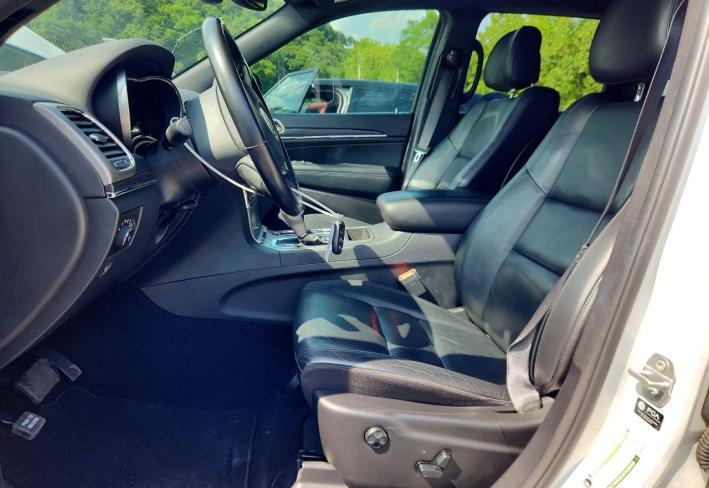 Salvage 2021 Jeep Grand Cherokee Limited in White