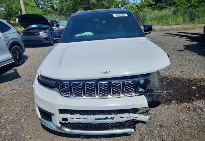 Salvage 2021 Jeep Grand Cherokee L Summit in White