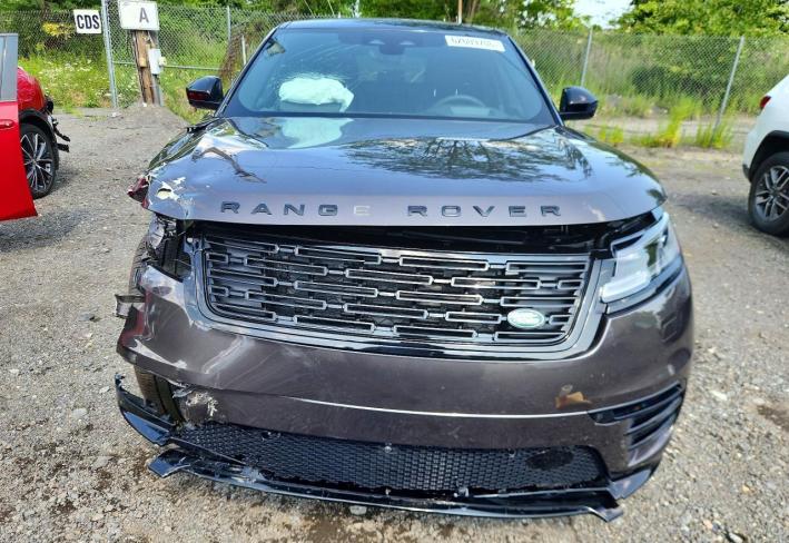 Salvage 2026 Land Rover Velar Dynamic Se in Gray