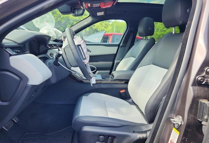 Salvage 2026 Land Rover Velar Dynamic Se in Gray