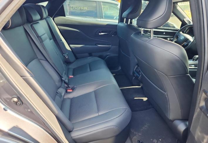 Salvage 2023 Toyota Crown Limited in Gray