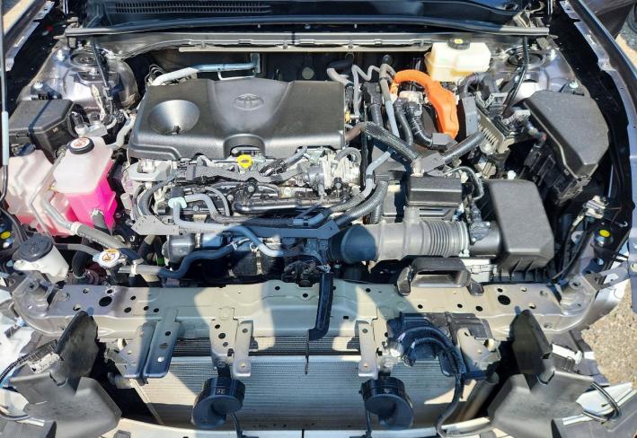 Salvage 2023 Toyota Crown Limited in Gray