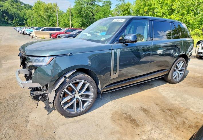 Salvage 2025 Land Rover Rover Range Se in Зеленый