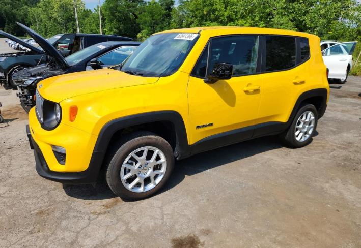 Salvage 2023 Jeep Renegade  in Yellow