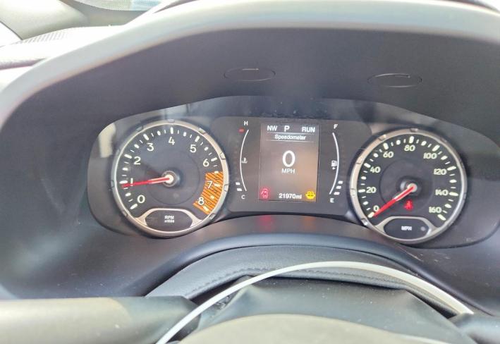 Salvage 2023 Jeep Renegade  in Yellow