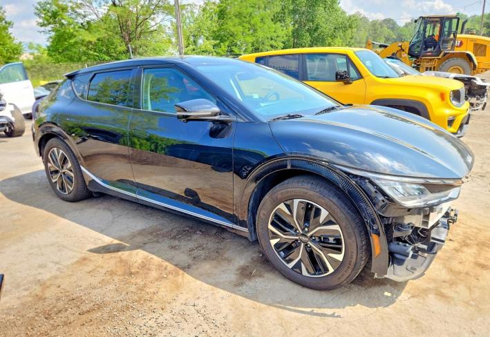 Salvage 2022 Kia Ev6 Wind in Черный