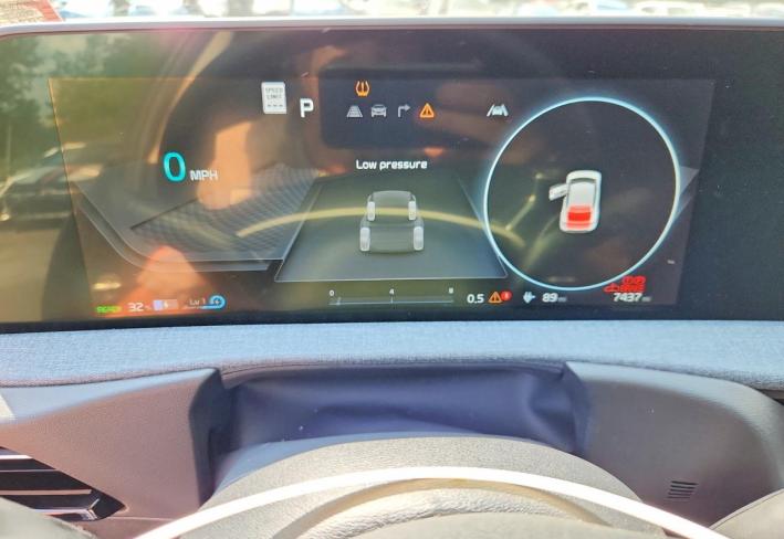 Salvage 2022 Kia Ev6 Wind in Черный