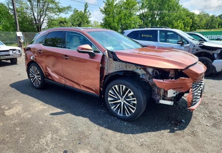 Salvage 2026 Lexus Rx 350h  in Золотой