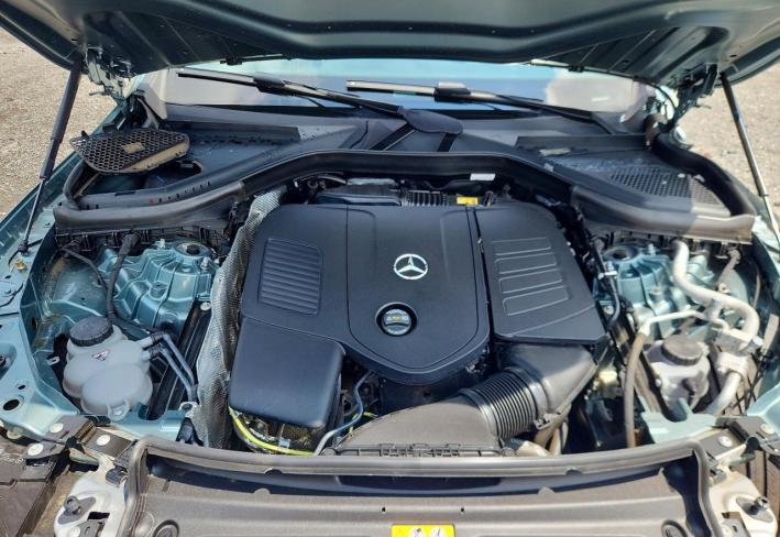 Salvage 2025 Mercedes Benz Glc 300 4matic in Синий
