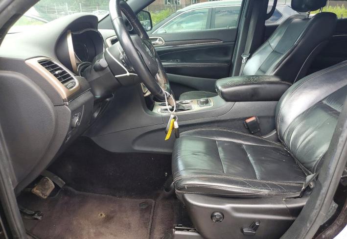 Salvage 2016 Jeep Grand Cherokee Limited in Black