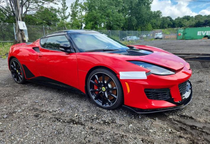 Salvage 2017 Lotus Evora 400 in Красный