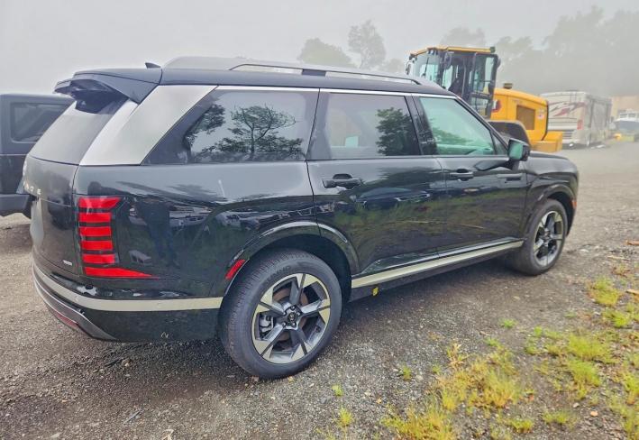 Salvage 2026 Hyundai Palisade Limited in Black