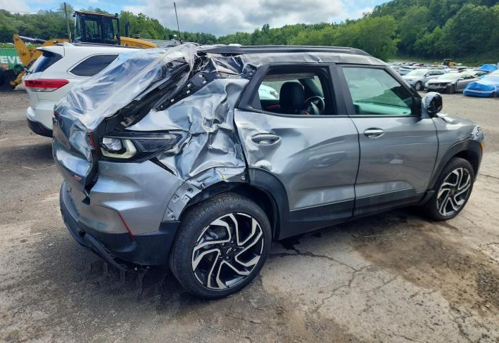Salvage 2026 Chevrolet Trailblazer Rs in Silver