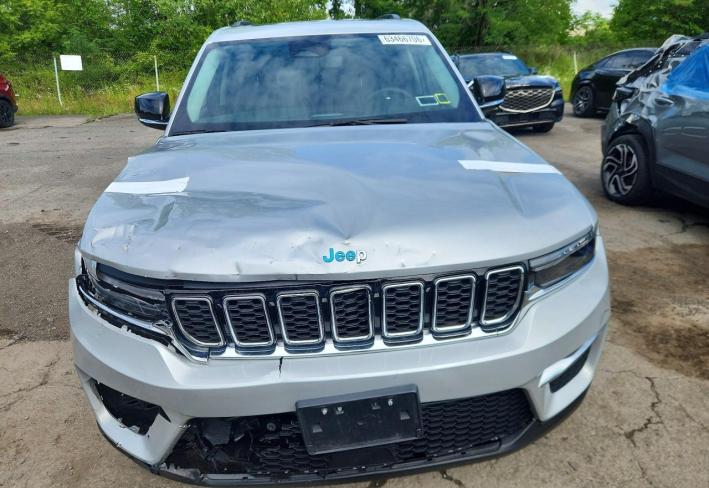 Salvage 2023 Jeep Grand Cherokee Limited 4xe in Silver