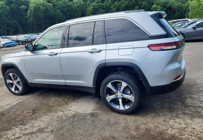Salvage 2023 Jeep Grand Cherokee Limited 4xe in Silver