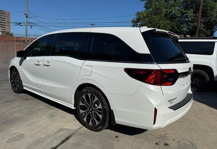 Salvage 2026 Honda Odyssey Elite in Белый