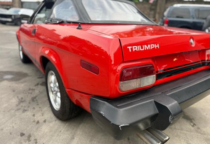 Salvage 1980 Triumph Tr7 Roadster in Red