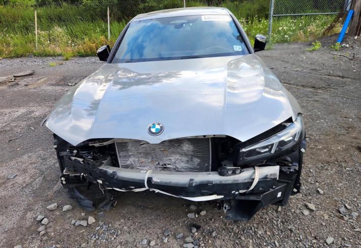 Salvage 2025 Bmw M340xi  in Gray