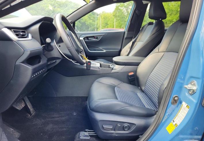 Salvage 2024 Toyota Rav4 Xse in Blue