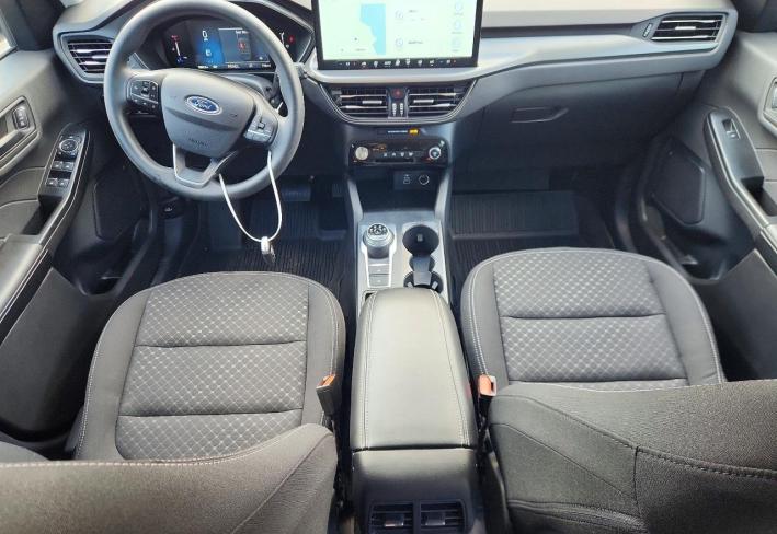 Salvage 2025 Ford Escape Active in Белый