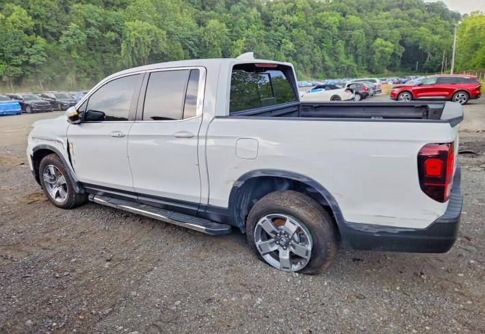 Salvage 2025 Honda Ridgeline  in White