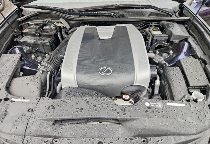 Salvage 2019 Lexus Gs 350  in Blue