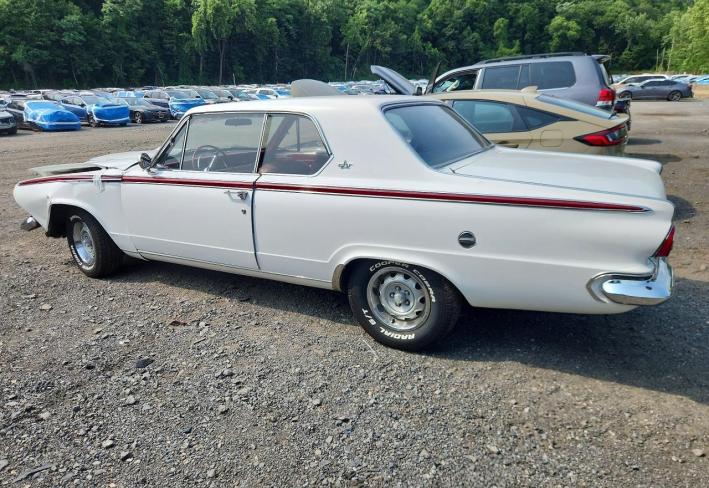 Salvage 1964 Dodge Dart  in Белый
