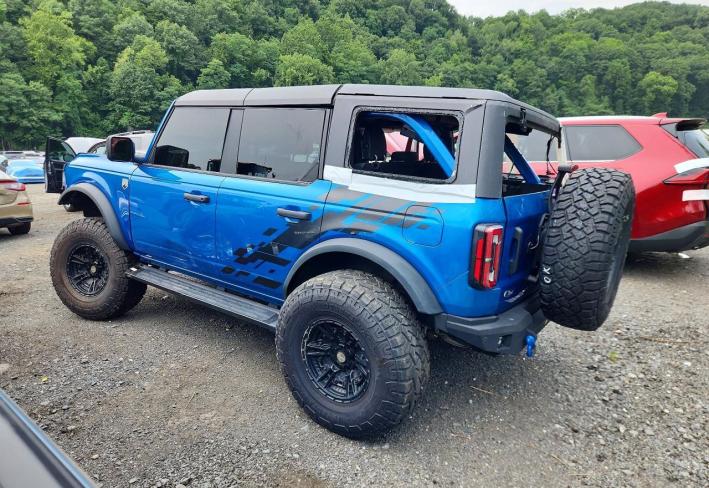 Salvage 2024 Ford Bronco  in Blue