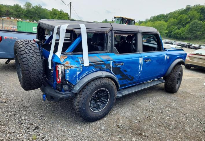 Salvage 2024 Ford Bronco  in Blue