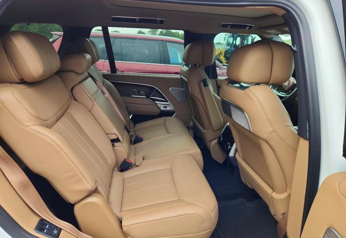 Salvage 2025 Land Rover Range Rover Autobiography in White