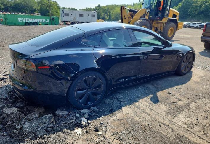 Salvage 2024 Tesla Model S  in Black