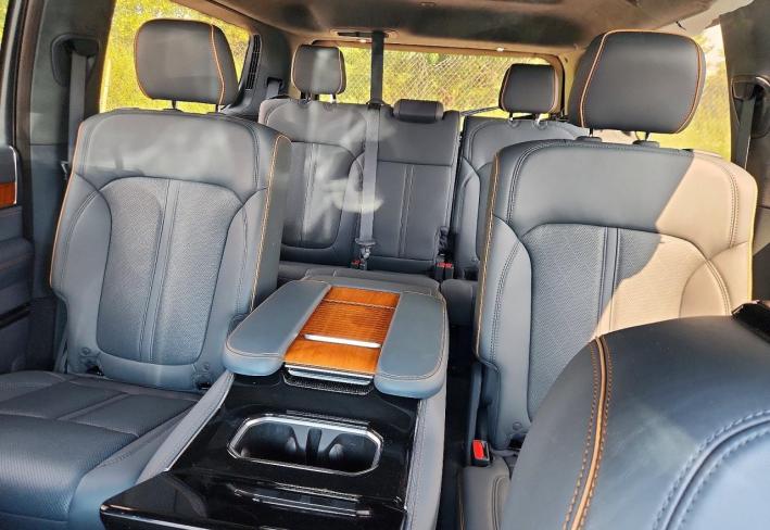 Salvage 2022 Jeep Grand Wagoneer Series Ii in Gray