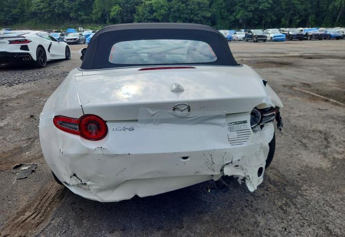 Salvage 2026 Mazda Mx-5 Miata Grand Touring in White