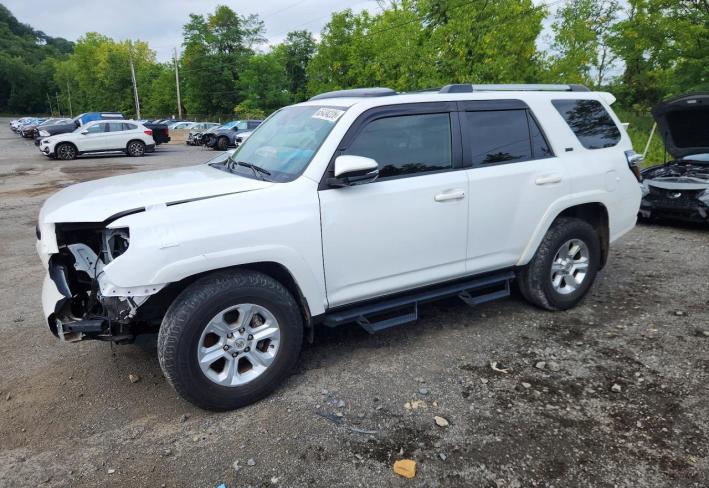 Salvage 2024 Toyota 4runner  in Белый