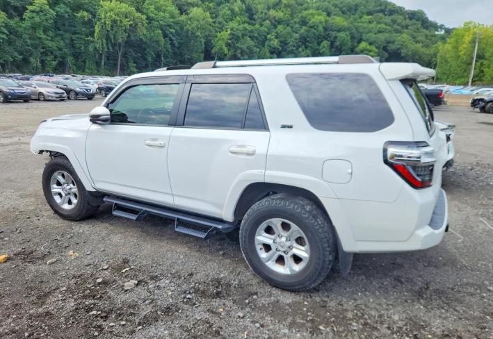 Salvage 2024 Toyota 4runner  in Белый