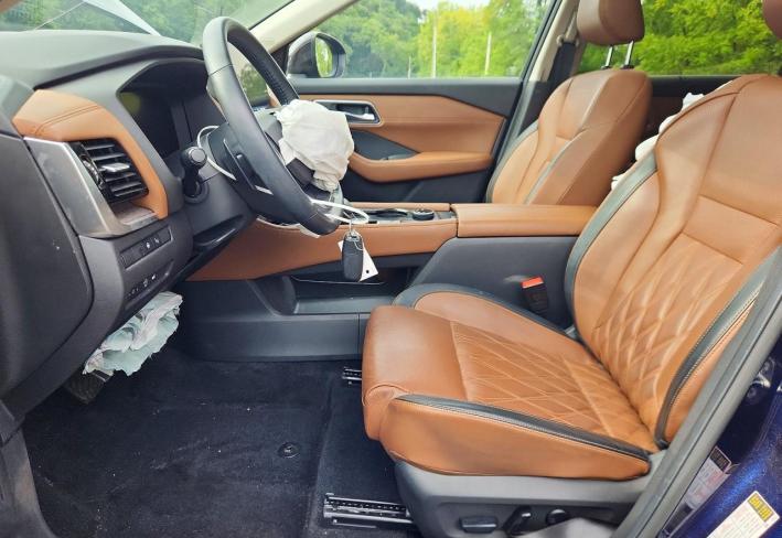 Salvage 2025 Nissan Rogue Platinum in Blue