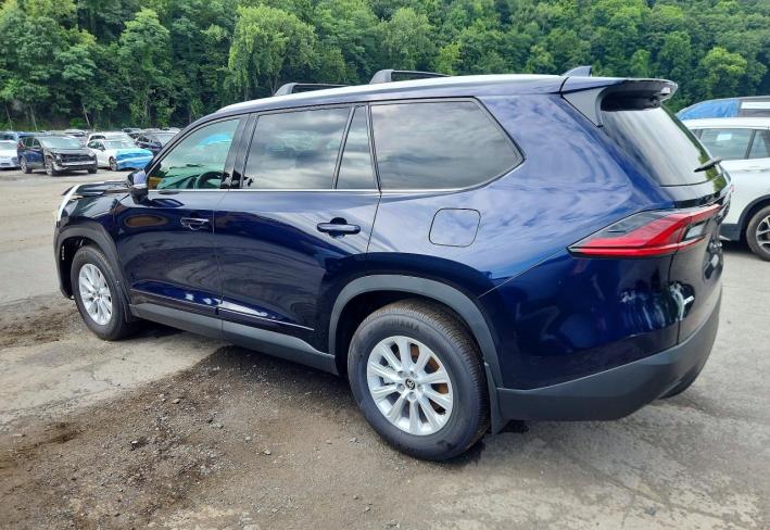 Salvage 2026 Toyota Grand Highlander Xle in Blue