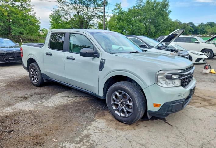 Salvage 2022 Ford Maverick Xl in Green