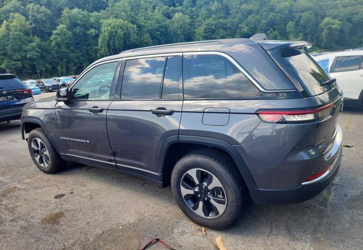 Salvage 2024 Jeep Grand Cherokee Limited 4xe in Gray