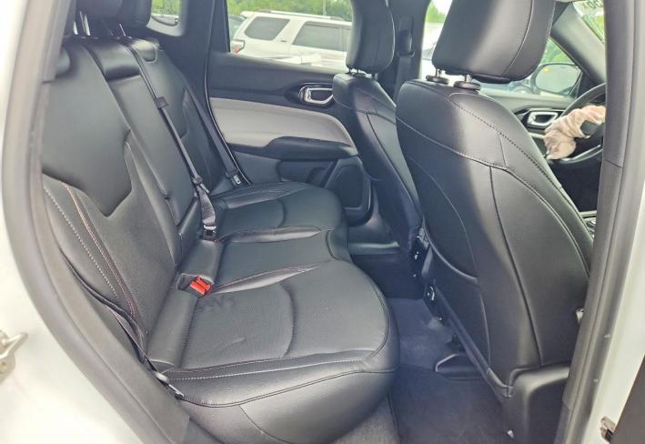 Salvage 2024 Jeep Compass Limited in White