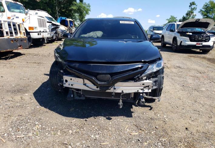 Salvage 2023 Toyota Camry Se in Black