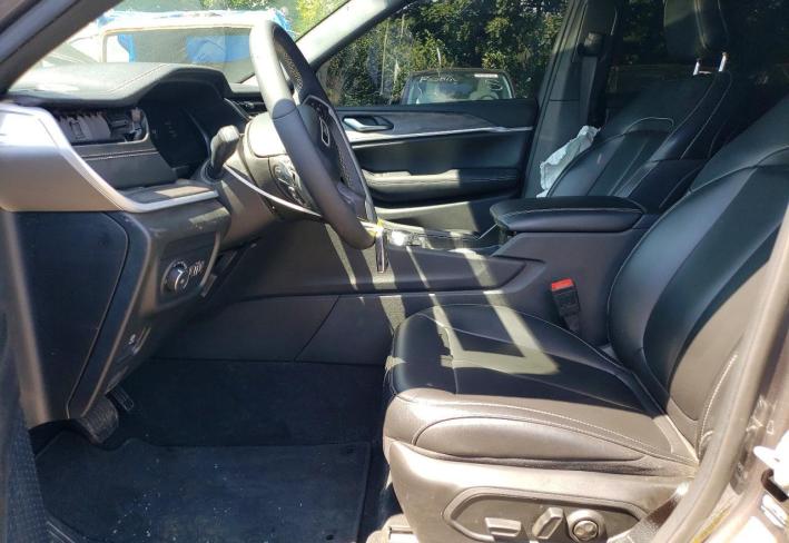Salvage 2024 Jeep Grand Cherokee L Limited in Black