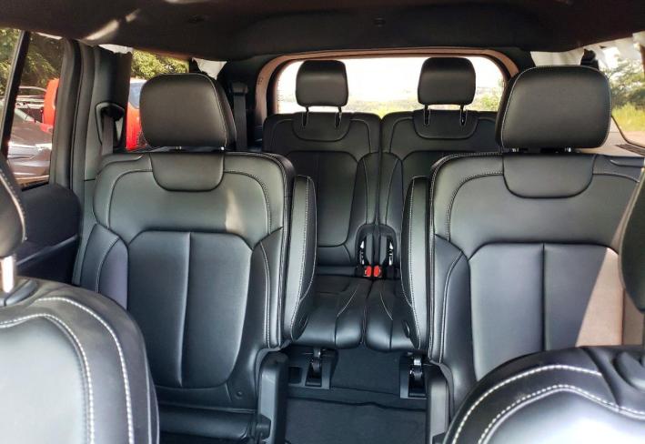Salvage 2024 Jeep Grand Cherokee L Limited in Black