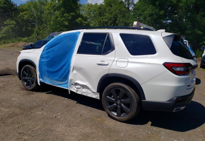 Salvage 2025 Honda Pilot Sport in White