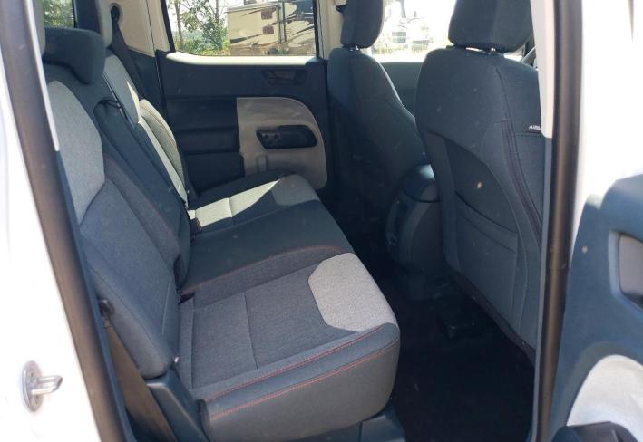 Salvage 2024 Ford Maverick Xlt in White
