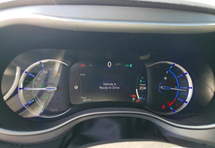 Salvage 2024 Chrysler Pacifica Hybrid Select in White