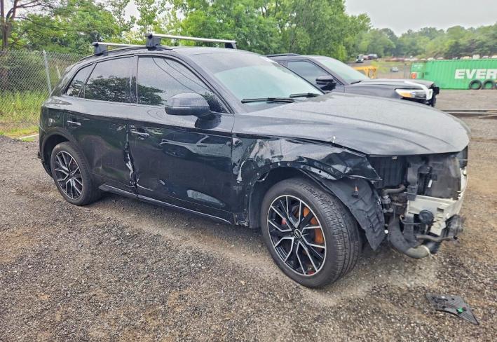 Salvage 2021 Audi Sq5 Prestige in Black