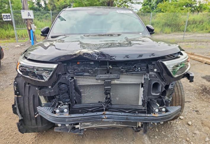 Salvage 2025 Ford Explorer St in Black