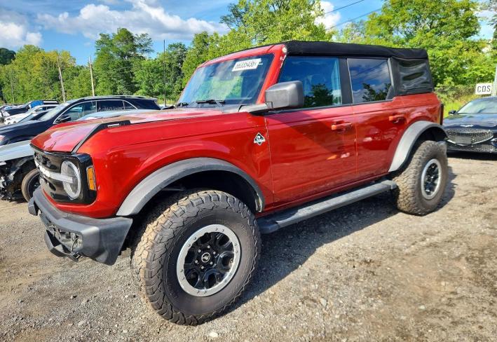 Salvage 2023 Ford Bronco Wildtrak in Burgundy