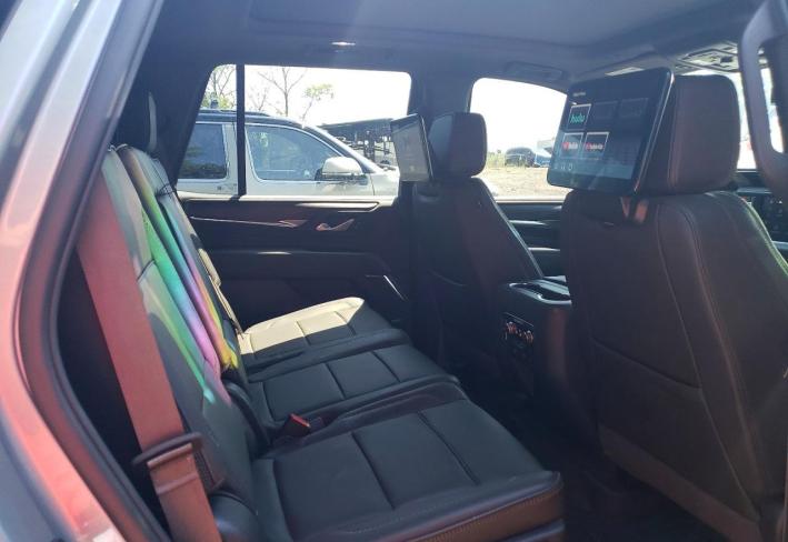 Salvage 2024 Gmc Yukon Denali in Gray